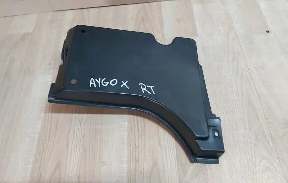 Toyota Aygo X Other center console (tunnel) element 57627-0H010