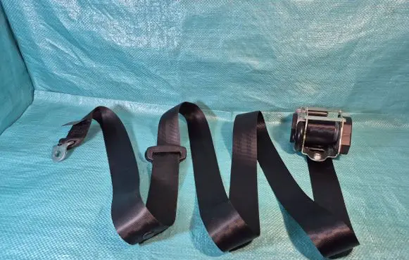Skoda Octavia Mk2 (1Z) Front seatbelt 1Z0857702C 616015800 17092010