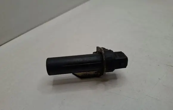 BMW 5 E39 Crankshaft position sensor 2243560