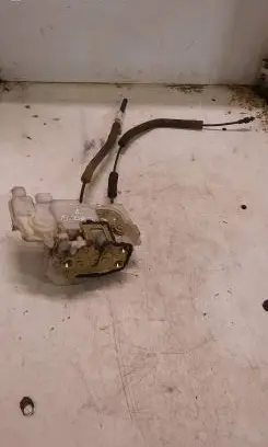 Honda Accord Front door lock