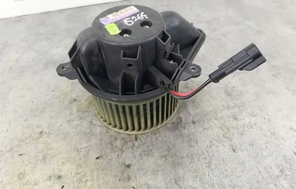 Renault Scenic I Heater fan/blower 657323K656770C