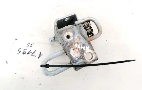 Audi A6 S6 C5 4B Rear door lower hinge 4B0331412A