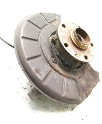 Volkswagen PASSAT B6 Front wheel hub spindle knuckle 3C0407258F