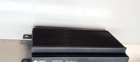 Jeep Grand Cherokee (WJ) Sound amplifier 56038407AD 23780