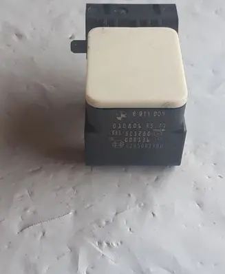 BMW X5 E70 Airbag deployment crash/impact sensor 6911003 0108066577 0285003900