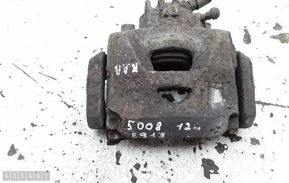 Peugeot 5008 Front brake caliper