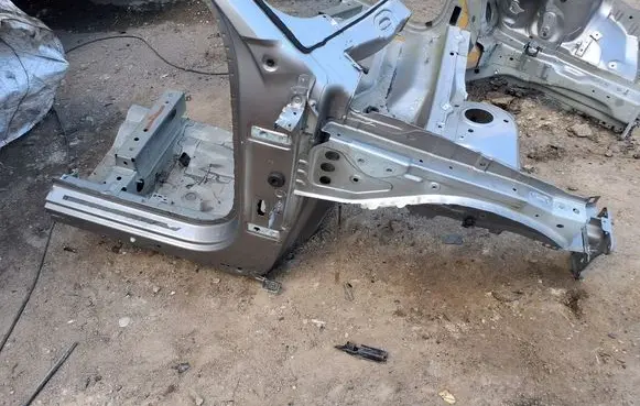 Volvo XC40 Front quarter panel 32234589