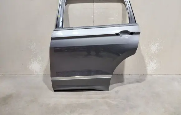Volkswagen Tiguan Allspace Rear door 5NL8333111