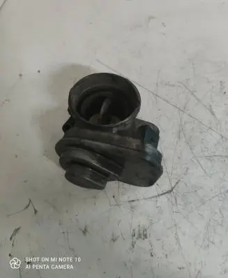 Volkswagen Touran I Throttle valve 0381280630