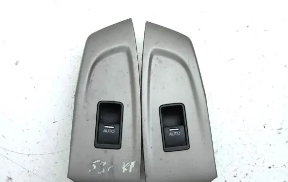 Honda Accord Electric window control switch 35770TL0E11M1 35780TL0E01M1