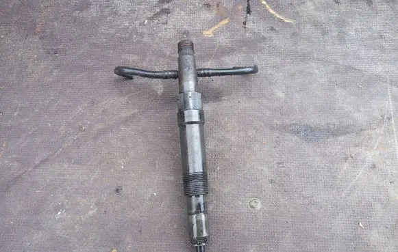 Ford Transit Fuel injector 005595