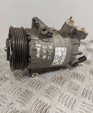 Volkswagen PASSAT B7 Air conditioning (A/C) compressor (pump) 5K0820803H 01141717 06306175930D