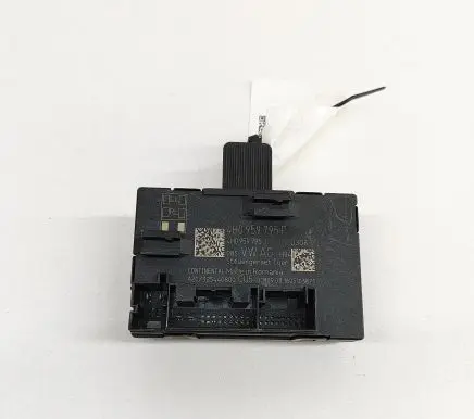 Volkswagen Touareg II Door control unit/module 4H0959795P 4H0959795J