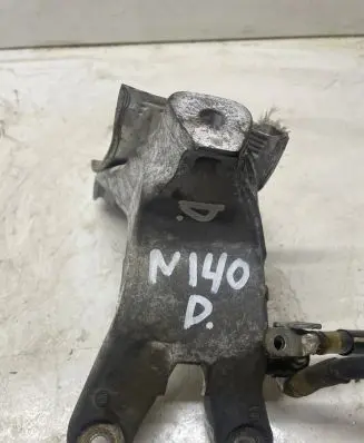 Audi A5 Sportback 8TA Engine mounting bracket 7272