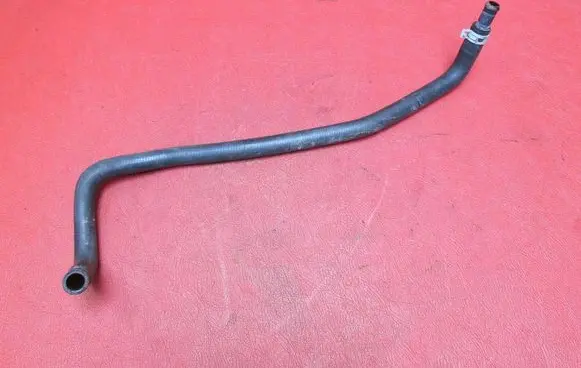 Ford Focus Engine coolant pipe/hose