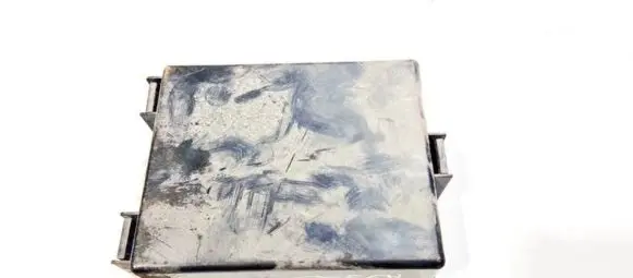 Fuse box cover