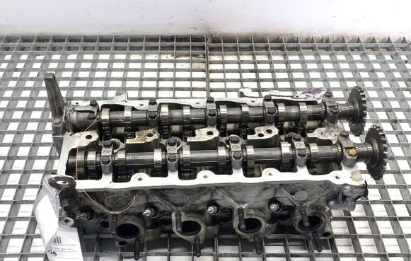 KIA Sportage Engine head 221112A200