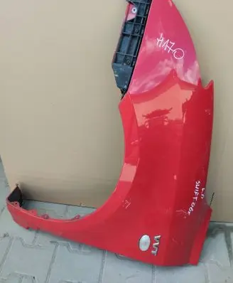 Suzuki Swift I Fender BLOTNIKLEWYSWIFT