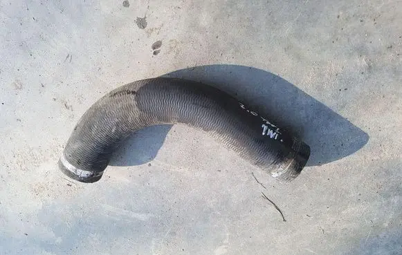 Ford Focus C-MAX Intercooler hose/pipe