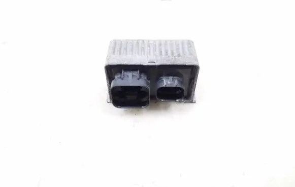 Glow plug pre-heat relay