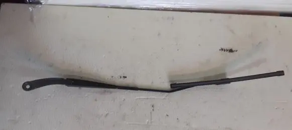Dacia Dokker Front wiper blade arm 288861710R