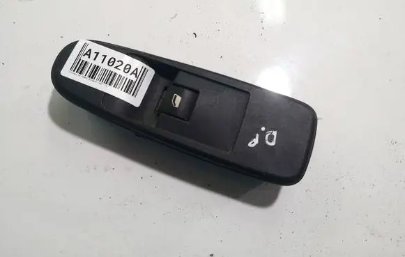 Volkswagen PASSAT B5.5 Electric window control switch 