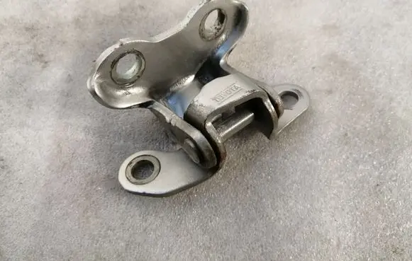 Toyota Corolla Verso AR10 Rear door upper hinge 687500F010