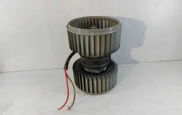 Audi A8 S8 D5 Heater fan/blower 0130111047