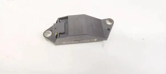 Mercedes-Benz E W211 Airbag deployment crash/impact sensor A0018209326 25571179A4
