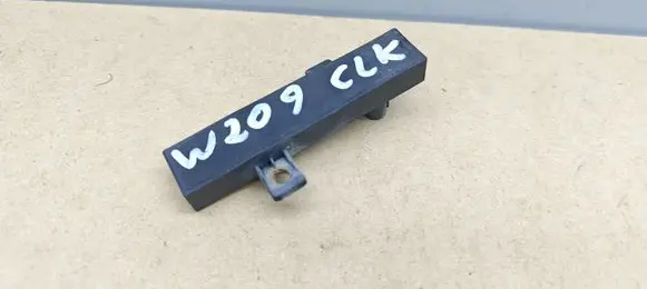 Mercedes-Benz CLK A209 C209 Keyless (KESSY) go control unit/module 2118202475
