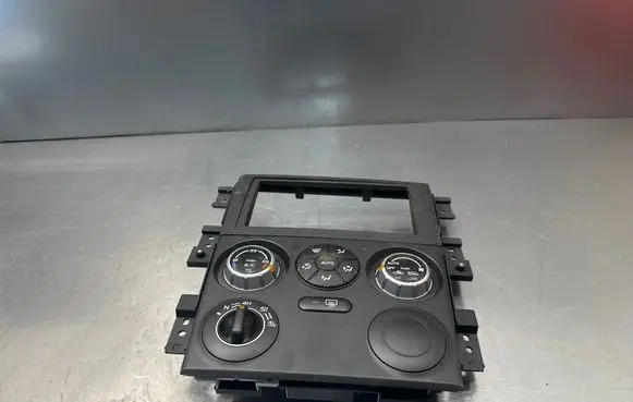 Suzuki Grand Vitara II Climate control unit CJB502A014AJ 3951065JD4C 3951064J0