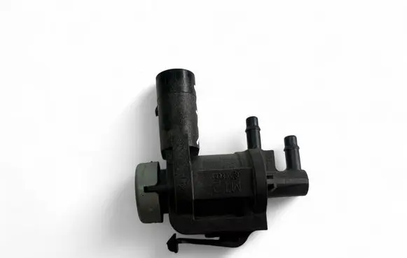 Volkswagen II LT Engine mount vacuum valve 1J0906283C