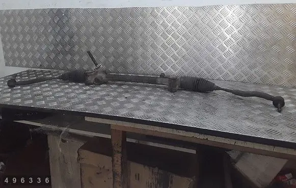 Peugeot 107 Steering rack c8860