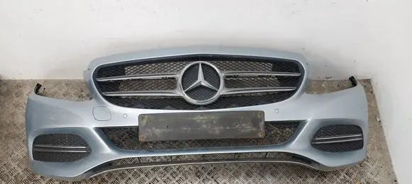 Mercedes-Benz C W205 Front bumper 
