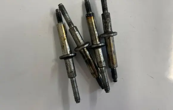 Mazda 3 II Nuts/bolts