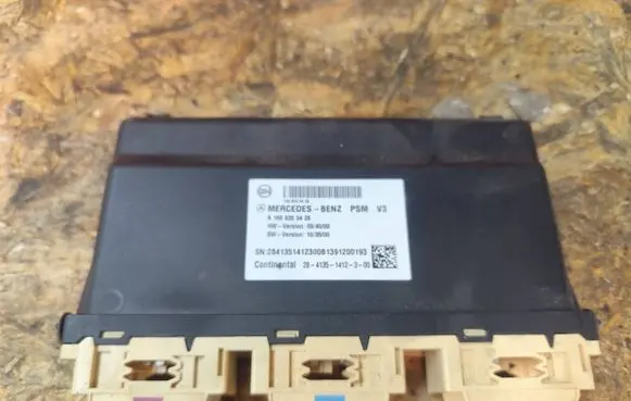 Mercedes-Benz ML W166 Seat control module 1688203426 2841351412300 A1668203426