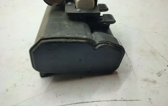 Active carbon filter fuel vapour canister