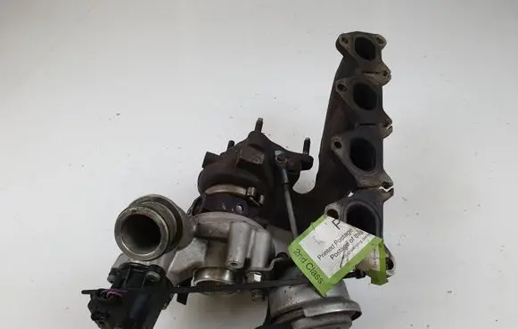 Volkswagen Golf Plus Turbo 4937301004 03C145702C