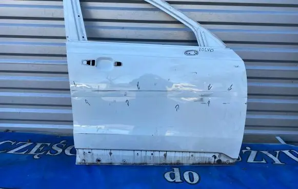 Volvo XC90 Front door