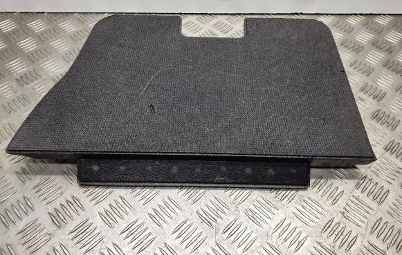 Infiniti Q70 Y51 Other trunk/boot trim element