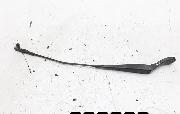 Peugeot 207 Rear wiper blade arm