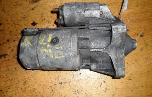 Renault Trafic I Starter motor