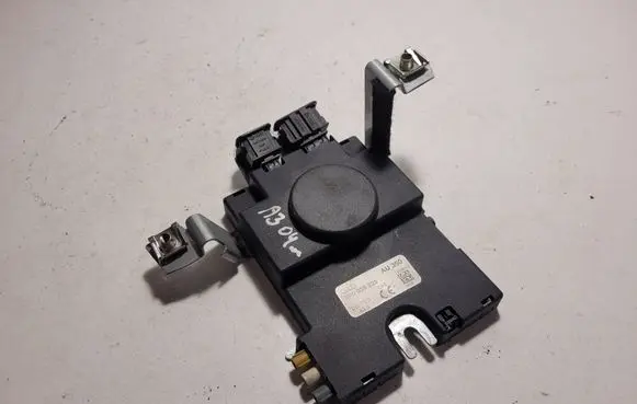 Antenna control unit