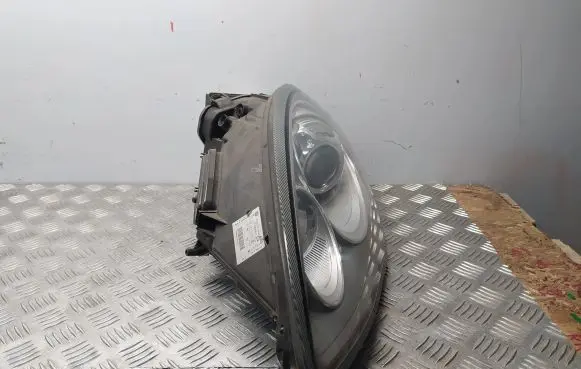 Porsche Panamera (970) Headlight/headlamp 97063107104