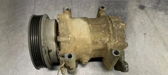 Renault Kangoo I Air conditioning (A/C) compressor (pump) 8200600117 06865405762
