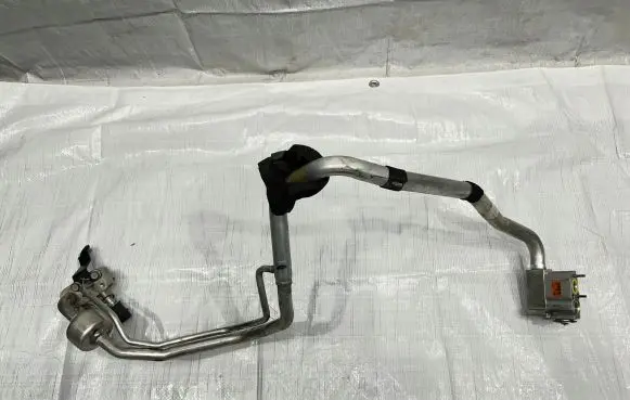 Volvo XC60 Air conditioning (A/C) pipe/hose 32260834
