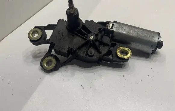 Seat Ibiza III (6L) Rear window wiper motor 6L6955711 49924236