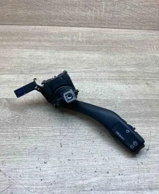 Volkswagen Golf V Wiper control stalk 1K0953519A