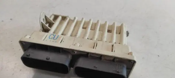 Opel Zafira A Fan control module 24409214 15396914