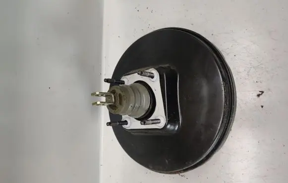 Volvo V50 Brake booster